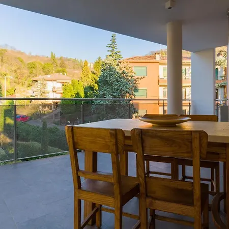Il Sol Levante Apartment *